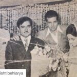 Sonali Bendre Instagram - #Repost @srishtibehlarya with @repostapp. ・・・ My gorgeous parents at their reception! The other two gentlemen are not so bad looking themselves 😜 There is something about dressing up for occasions as opposed to the casual approach these days or am I just in hiraeth... #nostalgia #celebrations #parents #oldisgold