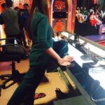 Sonali Bendre Instagram – Stretching between breaks! Always fun shooting for #IBD! :D #ZEETV