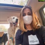 Sonali Bendre Instagram - Look on the bright side —> 😋🐶💖 (Since we have no where to go I took her on a drive) #LittleMissIcy