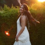Sonam Bajwa Instagram – 𝓘𝓷𝓼𝓪𝓪𝓷  𝓴𝓪 𝓭𝓲𝓵  𝓫𝓱𝓲  𝓼𝓾𝓻𝓪𝓳  𝓴𝓲  𝓽𝓪𝓻𝓪𝓱  𝓱𝓪𝓲……