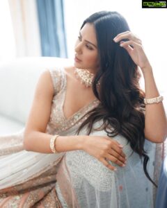 Sonam Bajwa Instagram - 𝐒𝐎𝐍𝐀𝐌 𝐁𝐀𝐉𝐖𝐀 𝐗 𝐅𝐑𝐎𝐍𝐓𝐈𝐄𝐑 𝐑𝐀𝐀𝐒