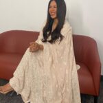 Sonam Bajwa Instagram - 𝓑𝓮𝔀𝓳𝓪𝓱 𝓣𝓪𝓻𝓻𝓮𝓮𝓯 𝓴𝓪𝓻𝓷𝓪 𝓪𝓪𝓹 𝓴𝓲 𝓪𝓪𝓭𝓪𝓽 𝓽𝓸𝓱 𝓷𝓪𝓱𝓲..