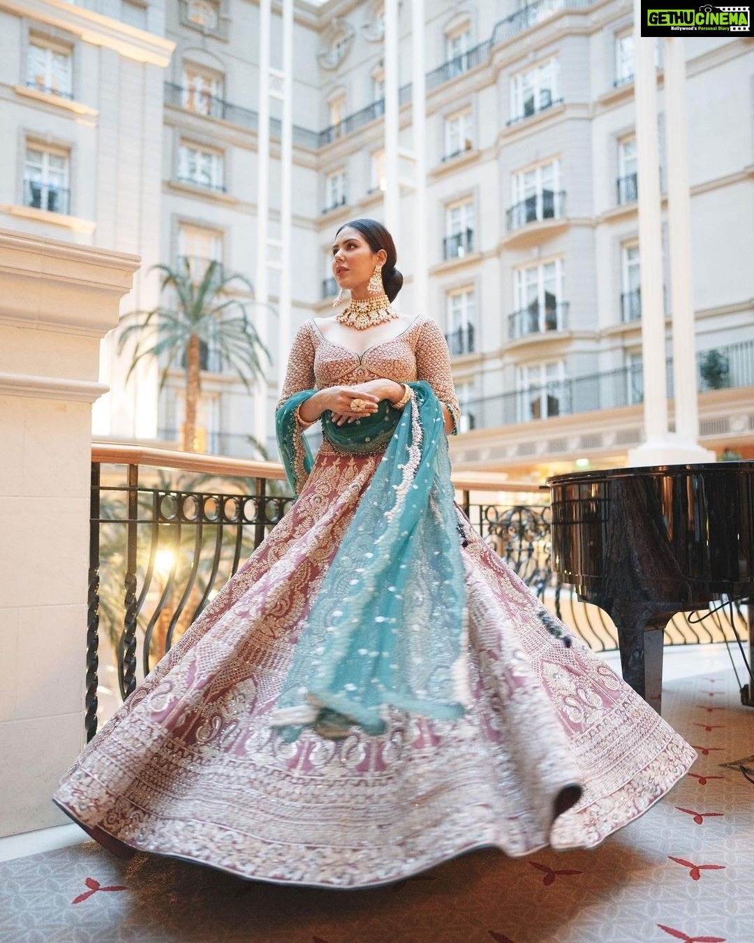 Sonam Bajwa Instagram - πππππ πππππ π π
πππππππ ππππ π³ππΊππ πππ πΊπ
π
πΏππ πππΌπ πΊπ πΊππΊππππ ππΎππππππΎ ππ ππππ πΌπΊπππΊπππ ... π