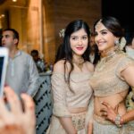 Sonam Kapoor Instagram - Happy happy birthday beautiful girl @shanayakapoor02 I hope you flourish my baby sister. Love you and miss you.. 🥳 🎂