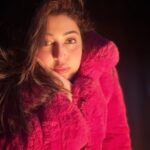 Sonarika Bhadoria Instagram - Pick the softest colour and let it make you smile