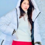 Sonarika Bhadoria Instagram - I love you SNOW much! ❄️🤍