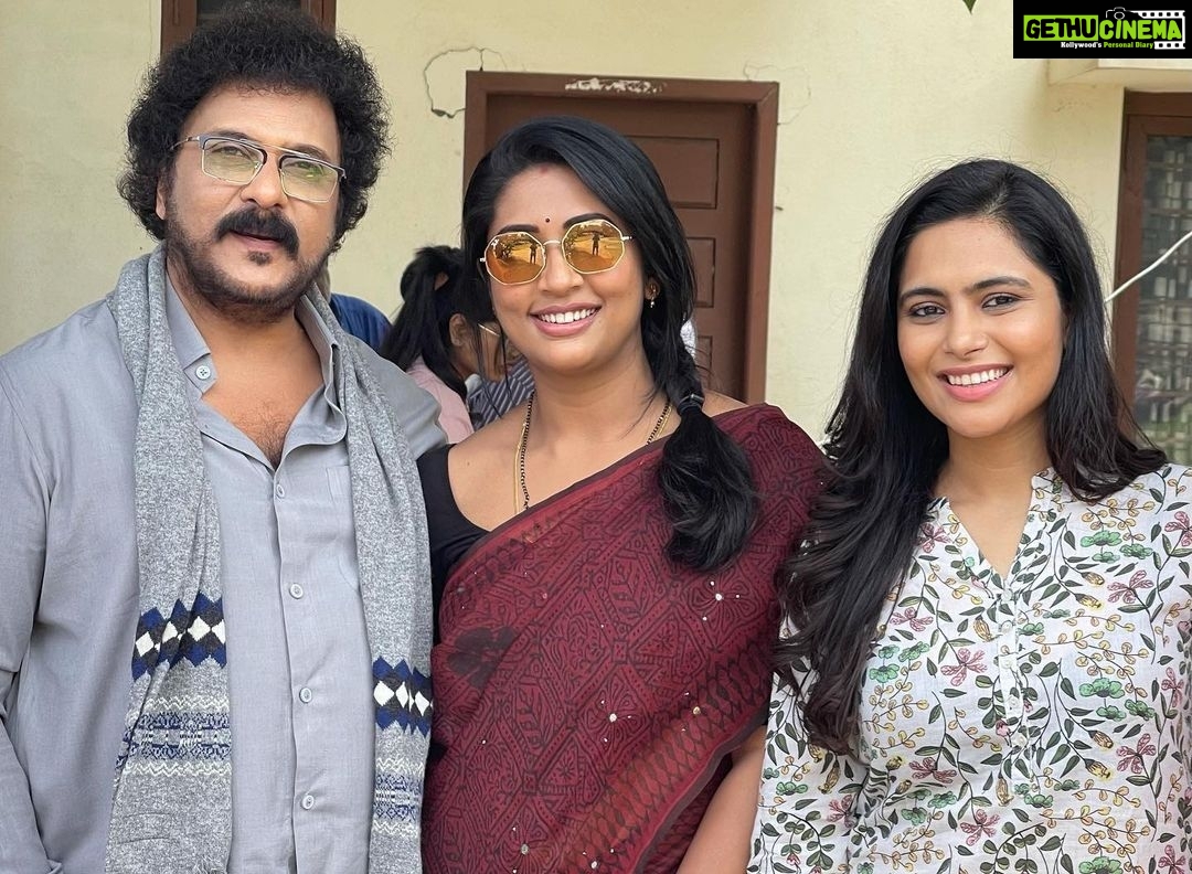 Sonu Gowda Instagram - #drushya2 Long pending time to work with ravichandran sir, working mode is always different than meeting in some occasions, ravi sir I would definitely want to work with you more, it was delightful to be on sets, it was just 2-3 days of shoot but what I learnt on the set from P Vasu sir will remain in my heart forever, he made me realise I’m a strong woman and never get comfortable with what I have, he pushed me to better me as an actor.. after working in so many films I never got a chance to work with my fav actor- Anant sir, my eyes were just stuck on him to see him in person, in this movie In given little time it was nice meeting Anant sir, Prabhu sir, navya Nair ma’am,Asha sharath ma’am, Pramod sir, Krishna sir, aarohi and others 😊😊😊 #drushya2 releasing tomorrow on 10.12.2021 at your nearest theatres.. please do watch.. • • same year same lawyer character but two different movies..