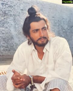 Sonu Sood Instagram - Sadda Punjab
Saddi Zimmevari 🇮🇳

Memories from my first film. 
“Shaeed-E-Azam” Bhagat singh.