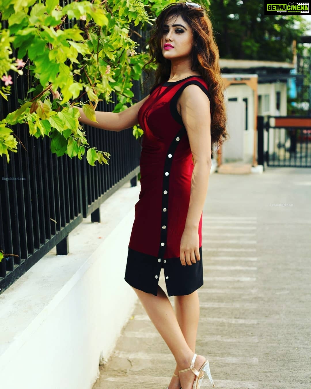 Sony Charishta Instagram - I have eclectic taste, and I love vintage style mixed with glamour and old world charm. #sonycharishta #shootout #pics #instagram #actresslife #thighs #costume #dress #face #eyes #legs #actress #model #design #deepnavel #saree #sareenavel #indianactress #sexyactress #hotactress #hotactressnavel #instahot #instagram #instadaily #follow #comment #outfit #photoshootday