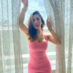 Sophie Choudry Instagram - A lil Pink me up 💕 #pink #pinkdress #catchthelight #naturallight #prettyinpink #sophiechoudry #tbt #throwbackthursday 📸 @tush_91