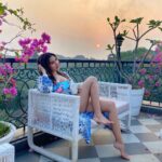 Sophie Choudry Instagram – There is beauty within & all around us…Choose to see it💕

#sunsetlover #sundayvibes #hello2021 #2021 #newyear #newbeginnings #beauty #nature #goa #gratitude #dreamer #nofilterneeded #sophiechoudry Goa