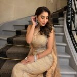 Sophie Choudry Instagram - La vie en rose..quite literally 🌹 Outfit @monishajaising Jewels @diosaparis Styling @wardrobist @aasthasharma @iammanisha HMU @divyachablani15 #redcarpet #styleinspo #eventdiaries #cockailgown #lavieenrose #bling #lepetitpalais #sophiechoudry #monishajaising #vintagevibes