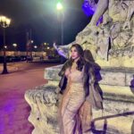 Sophie Choudry Instagram - La vie en rose..quite literally 🌹 Outfit @monishajaising Jewels @diosaparis Styling @wardrobist @aasthasharma @iammanisha HMU @divyachablani15 #redcarpet #styleinspo #eventdiaries #cockailgown #lavieenrose #bling #lepetitpalais #sophiechoudry #monishajaising #vintagevibes