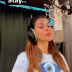 Sophie Choudry Instagram - Stay..🥺❤️ So many of you asked for this one… hope you like! I do not own the rights to this song or track. This is just a cover version for Instagram. Original by @thekidlaroi @justinbieber Unplugged track @sing2music #stay #justinbieber #unplugged #coversong #acousticcover #sophiechoudry #reels #singingreels #reelitfeelit #trending Thanku @rhsharma009 @studio5o4 🖤
