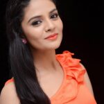 Sreemukhi Instagram - I kept it Orange today!! About tonight! Thank You Mithrama premier! #orange #ThankYouMithrama #abouttonight #lovelyhairdo ☺️😍😁