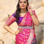 Sreemukhi Instagram - Sankranthi Shubhakankshalu 💜 Outfit @divya_varun_official Jewellery @petalsbyswathi PC @chinthuu_klicks Make up @nookesh.malla Hair- Shivaji #sreemukhi #sankranthishubhakankshalu #happypongal