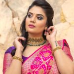 Sreemukhi Instagram - Sankranthi Shubhakankshalu 💜 Outfit @divya_varun_official Jewellery @petalsbyswathi PC @chinthuu_klicks Make up @nookesh.malla Hair- Shivaji #sreemukhi #sankranthishubhakankshalu #happypongal