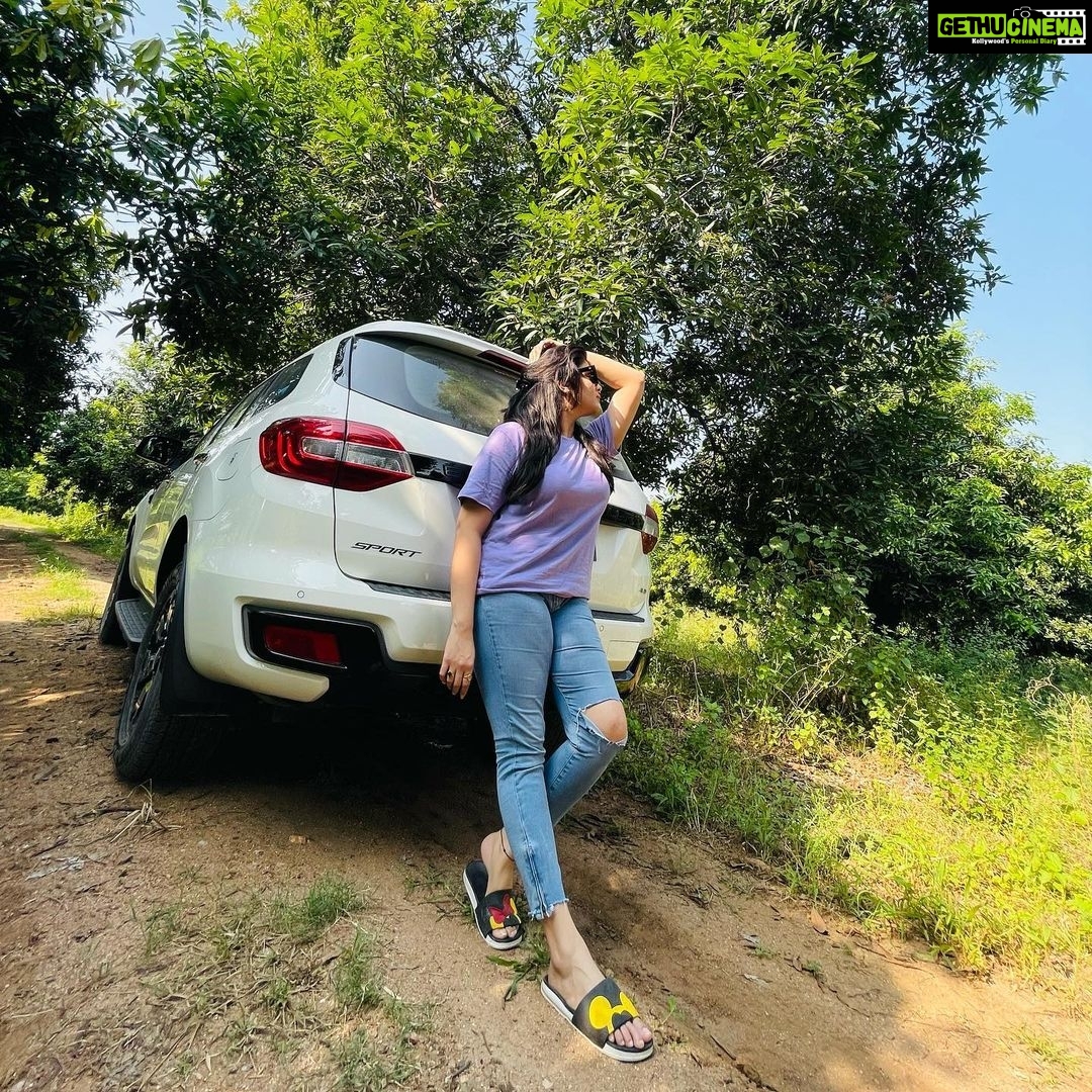Sreemukhi Instagram - Jagtial stories! 🥰 PC @sushruth #sreemukhi #jagtial #mukkuavinash