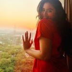 Sreemukhi Instagram – Take me back! ❤️
#sreemukhi #blurry