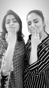Sreemukhi Instagram - Here we go with the “Puthadi Bomma Poornamma“ @shamnakasim 😍 Lovely to have this wonderful woman full of love! ❤️ #OhWomaniya #episodeisout #allaboutwoman #sreemukhi #poorna