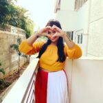 Sreemukhi Instagram – Lots of love to all of you! ❤️
I may not have replied to all of you but you all are my MAJOR source of energy and happiness! ☺️😘❤️ #happy27 #quarantinebirthday #lotsoflove #ramulamma #sreemukhi