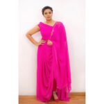 Sreemukhi Instagram - Pinkie pinks! 💕 For Saregamapa lil champs @zee_telugu Outfit @rekhas_couture Styling @kirthana_sunil Make up @nookesh.malla Hair @srinu_hairstylist
