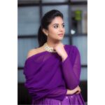 Sreemukhi Instagram – Purpling! 💜
Outfit @rekhas_couture 
Styling @kirthana_sunil 
PC @chinthuu_klicks 
Jewellery @bandhanemporio 
Makeup @nookesh.malla 
Hair @srinu_hairstylist