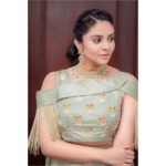 Sreemukhi Instagram – This was for Gemini Diwali! ☺️
Outfit @rekhas_couture 
Styling @kirthana_sunil 
Jewellery @artsy_chic_jewelry 
Make up @nookesh.malla 
Hair @srinu_hairstylist 
PC @chinthuu1132 
#HappyDiwali #diwaliposts