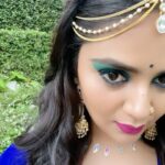 Sreemukhi Instagram - Happy Krishnastami! ❤️ It was fun trying this look with @makeupartistry_by_sitaradixit 💕 Stylist - @greeshma_krishna.k Outfit - @nishpanna_couture Jewellery - @pretty.jewelbox Hair @praneetha_beautymakeover #sreemukhi #happykrishnastami #reels #reelitfeelit #reelkarofeelkaro #creativemakeup