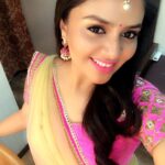 Sreemukhi Instagram – Happy morning! Feels as fresh as a daisy! Excited to be performing at my hometown Nizamabad! It’s Zee Bonala Jathara time! 😍☺️ #shoottime #Nizamabad #hometown #ZeeTelugu #BonalaJathara #excited Nizamabad, Andhra Pradesh