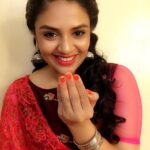 Sreemukhi Instagram - Eid Mubarak everyone! Happy Ramzan! 😍☺️#Eidmubaraka #HappyRamzan