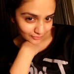 Sreemukhi Instagram - Okay then super duper tired! Bye good night from St.Louis! 😴 #byegoodnight #supertired #supersleepy Marriott St. Louis Grand