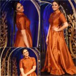 Sreemukhi Instagram - Classic colours by @rekhas_couture Kirthana for Deshamudurlu! 😍☺ PC- Tammana Venkat #Deshamudurlu #Classiccolours #chocolate #gowns #designeroutfitdiaries