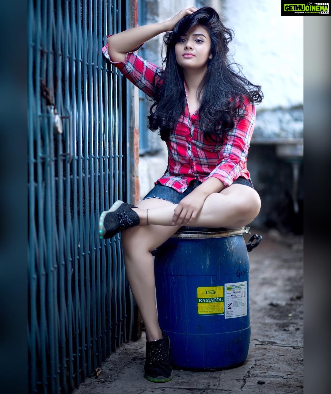 Actress Sreemukhi Instagram Photos and Posts April 2017 - Gethu Cinema