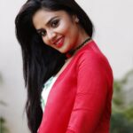 Sreemukhi Instagram - No work day! Happy weekend guys! Mid of December can't believe 2016 is coming to an end! It has been an awesome and the only best year of my life! Thanks to all of you for making it a special one! #Happyweekend #MidofDec #2016comingtoend #noworkday #hometime 😍☺️😄
