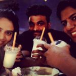 Sreemukhi Instagram - The latest late night addiction Banana Havana! #BananaHavana #smoothie #thickshakefactory #syaladrivein #latestaddiction #loveit #yummyinmytummy #latenights #friends 😍☺️😄 One Drive in