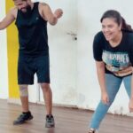 Sreemukhi Instagram - Blooper alert at Dance rehearsals 😂🙏🏻 Can you guess the song?? #dancerehearsals #bloopers #fail #epicfail #reels #sreemukhi