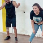 Sreemukhi Instagram – Blooper alert at Dance rehearsals 😂🙏🏻
Can you guess the song?? 
#dancerehearsals #bloopers #fail #epicfail #reels #sreemukhi