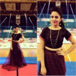Sreemukhi Instagram - Kev Kabaddi it is for Gemini TV! All dolled up by Kirthana! Shoot time! #Kevkabaddi #Gemini#designeroutfitdiaries #dolledup #shoot 😍☺️😁 Kotla Vijay Bhaskar Reddy Indoor Stadium