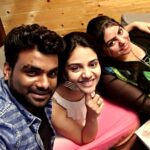 Sreemukhi Instagram – On a dinner date with my designer Sony! And the kabab mein malai Chaitu! #dinner #date #food #sony #yummyfood 😍☺️😁