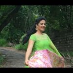 Sreemukhi Instagram - There comes the part 2! 1 min limit is irritating at the moment! 😣 #video #lovelysong #Ilikeit 😍☺️😁