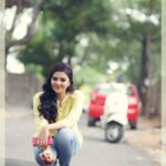 Sreemukhi Instagram – Working still from Thank you mithrama! And we touched the 1.5 million mark today! Happy Happy! #Thankyoumithrama #1.5million #happiness #workingstill 😍☺️😁