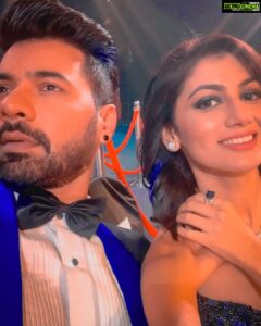 Sriti Jha Instagram - To blue or not to blue is never a question
@shabirahluwalia 💙💙