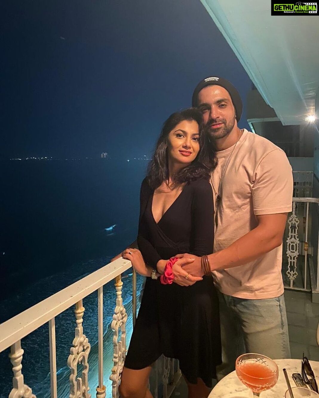 Sriti Jha Instagram - Always my ayaan Tujhse pyaar karna wajib bhi hai aur asaan bhi. Tu dil hai mera momo!!! Love you a lot @arjitaneja Happy birthday ... jaldi wapas aaja 😭🤗