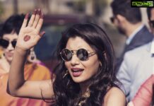 Sriti Jha Instagram - Gotta keep dancin darntootin!!