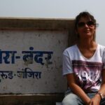Sriti Jha Instagram – Meelpattharon se meri dosti hai…