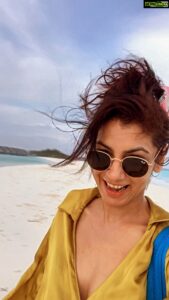 Sriti Jha Instagram - “Behold her, single in the field, 
Yon solitary Highland Lass!”
- William wordsworth
P.s: I had memorised this poem as a child 🤷🏻‍♀️