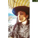 Sriya Reddy Instagram - The love for shadows !