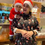 Suja Varunee Instagram - ❄️☃️🎄 It’s beginning to look a lot like Christmas 🎄☃️❄️ 🎄 Family Christmas with my Santa @shivakumarr20 and little Santa🎅 🤶 #christmastree #christmas #familychristmas #bestseason Hilton Chennai