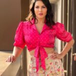 Sunny Leone Instagram - Lady in Pink!! . . . Outfit @theboozybutton Jewelry @blingthingstore styled by @hitendrakapopara Assisted by @sameerkatariya92 Intern @tanyakalraaa India